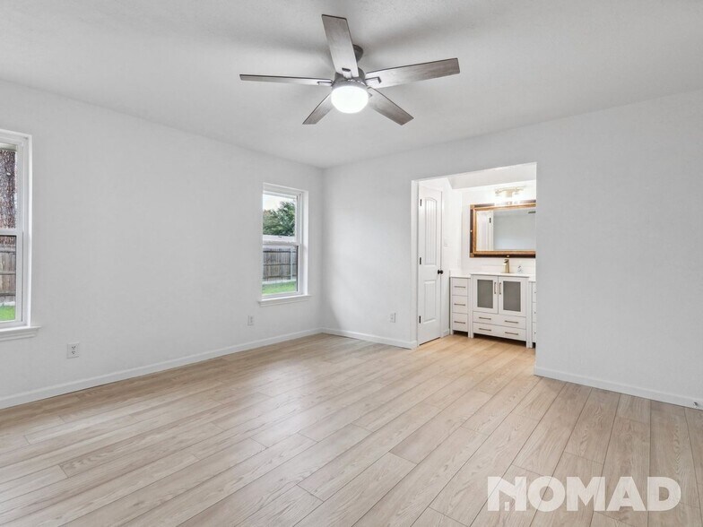 Building Photo - 2138 Pecos Dr