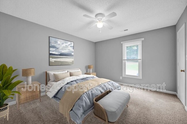 Building Photo - 2672 White Oak Ln