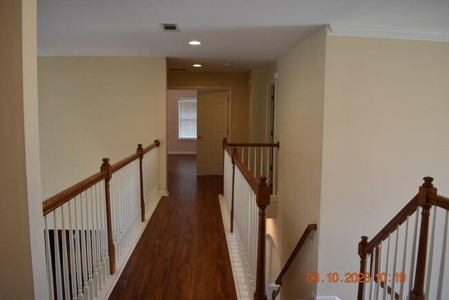 Building Photo - 2689 Heritage Oaks Cir