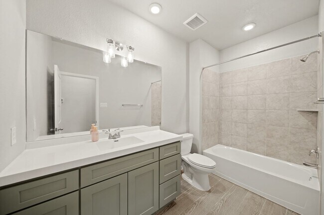 Building Photo - 2307 Gentle Breeze Ln