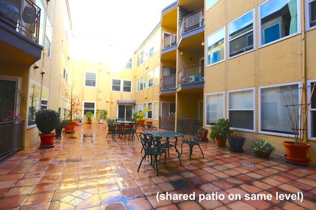 Building Photo - 22 Moss Ave