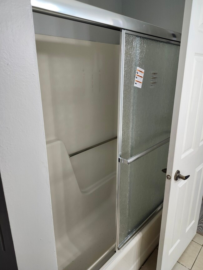 Building Photo - 6221 Boone Ave N