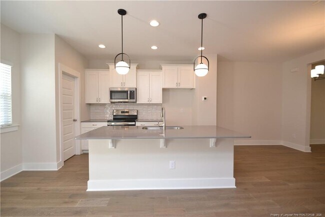 Building Photo - 8535 Marvino Ln