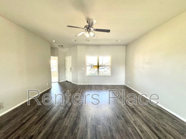 Building Photo - 7424 E 160th Pl S
