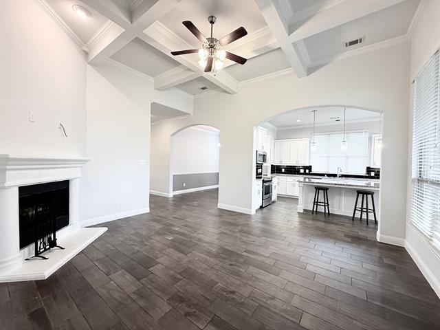 Building Photo - 16616 Amistad Ave