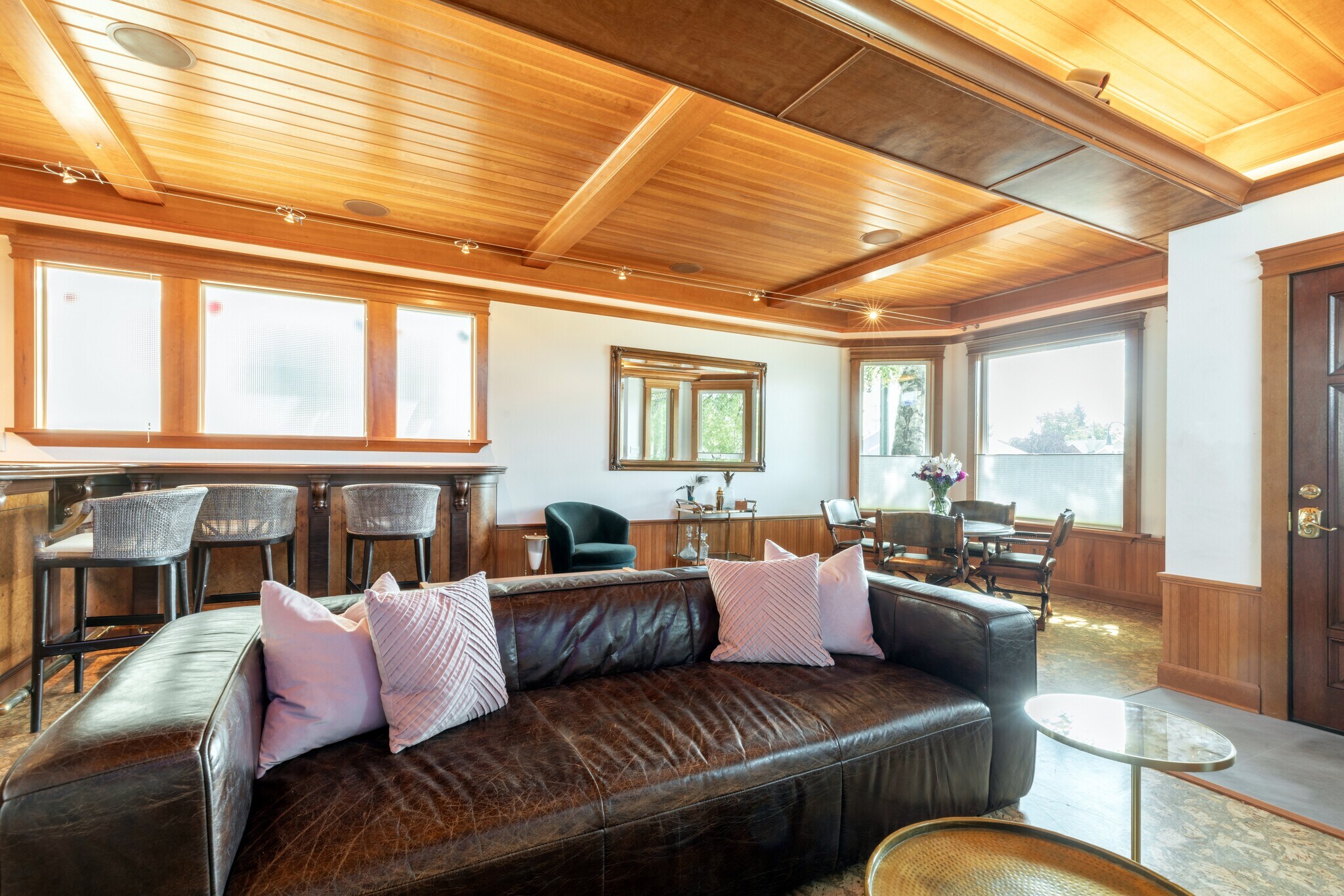 Building Photo - 3111 6th Ave