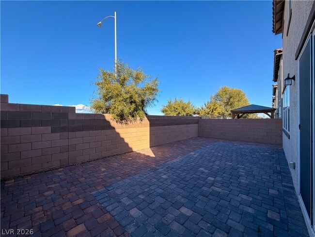 Building Photo - 6972 Dandelion Pk Ave