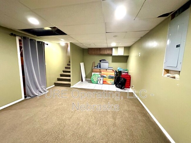 Building Photo - 5018 S 163rd St