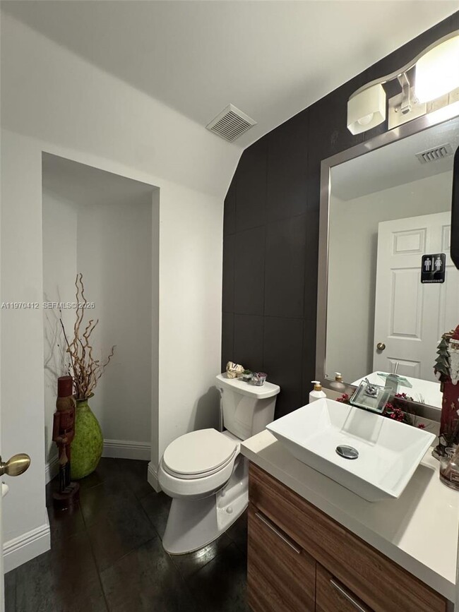 Building Photo - 10973 NW 53rd Ln