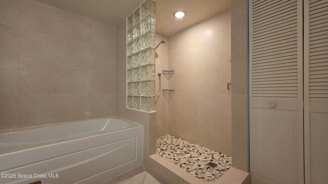 Building Photo - 3223 S Atlantic Ave