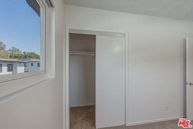 Building Photo - 2701 Kansas Ave