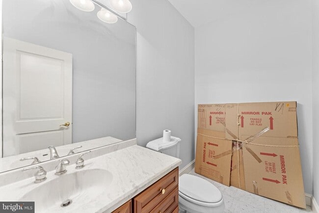 Building Photo - 8541 Old Dominion Dr