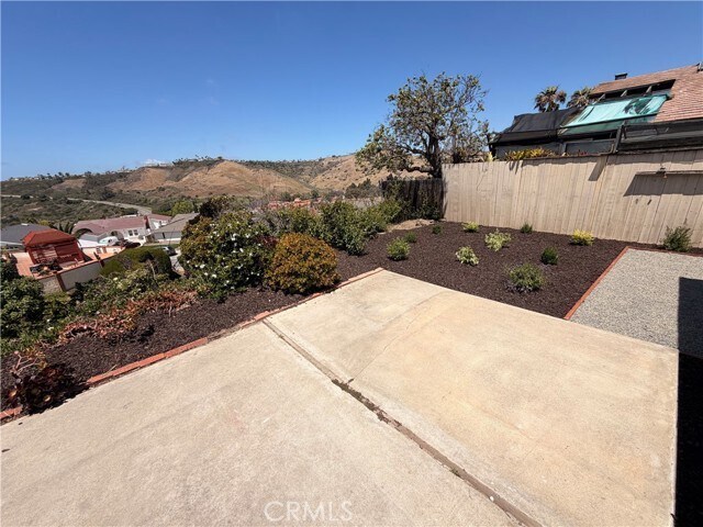 Building Photo - 415 Calle Neblina