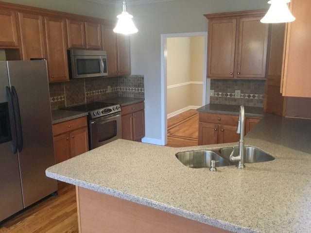 Building Photo - 111 Wynlands Dr