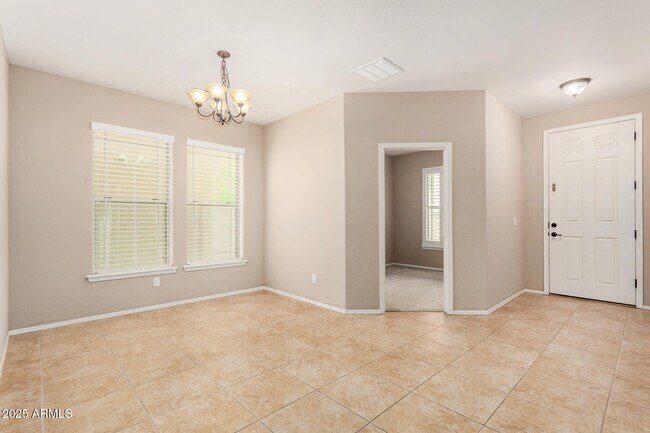 Building Photo - 3540 E Mesquite St