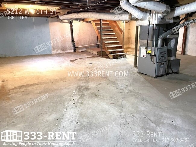 Building Photo - 5212 W 76th St