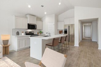 Building Photo - 4 Bedroom Home in Owasso – Open Floor Plan + Modern Finishes