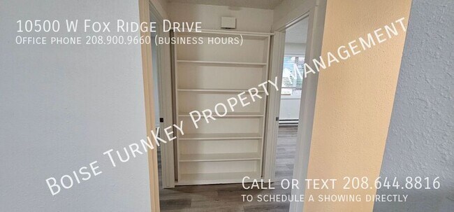 Building Photo - 10500 W Fox Ridge Dr