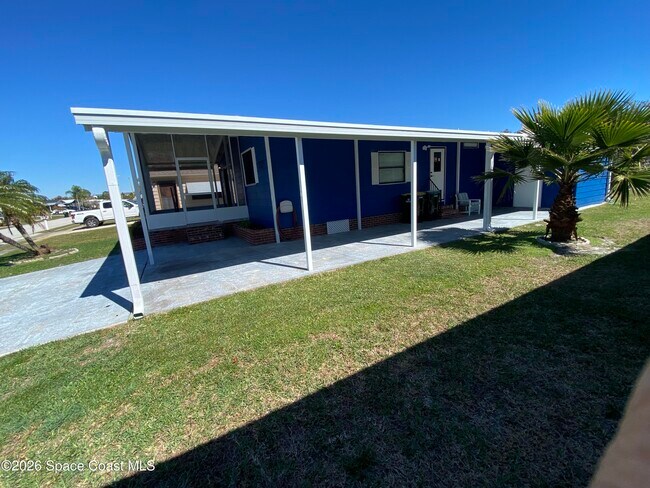 Building Photo - 1925 Sago Palm St NE