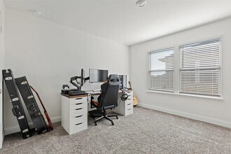 Building Photo - 3600 Highland Bayou Dr