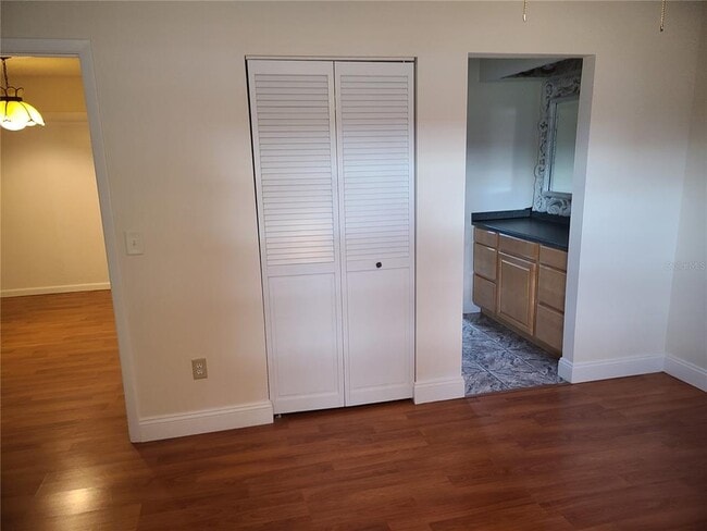 Building Photo - 1125 Santa Cruz Way