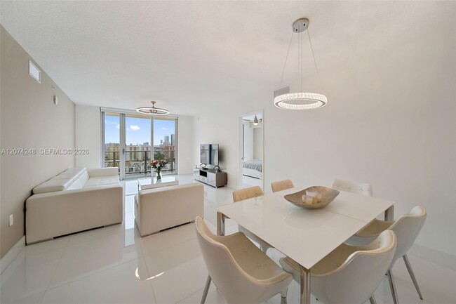 Building Photo - 300 Sunny Isles Blvd