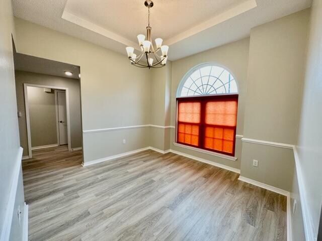 Building Photo - 519 E Timberlake Dr