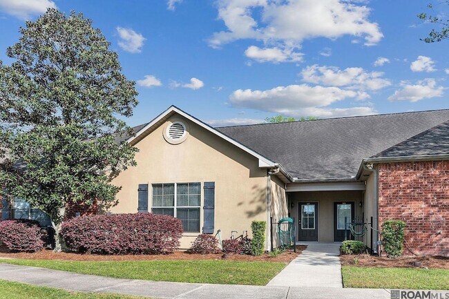 Primary Photo - 809 Summer Breeze Dr
