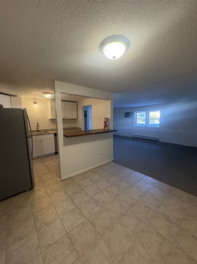 Building Photo - 80 Damon Rd