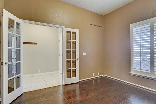 Building Photo - 5503 Honey Mesquite Way