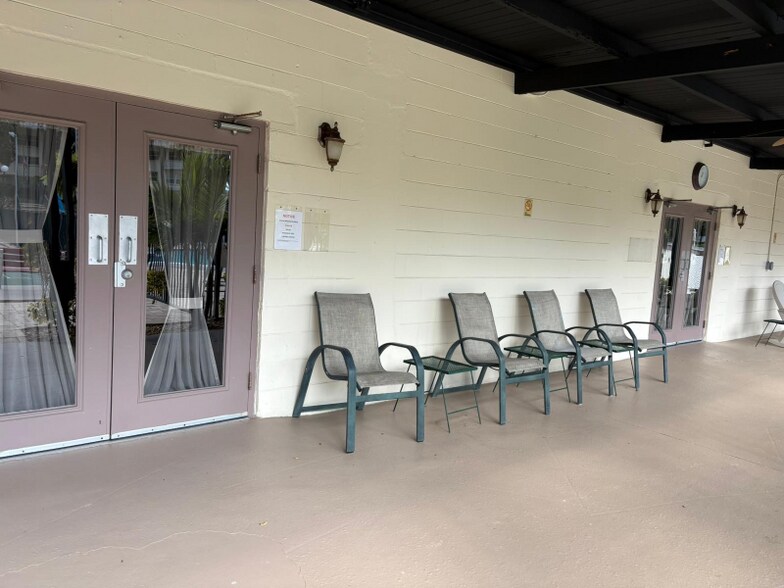 Building Photo - 1235 S Highland Ave