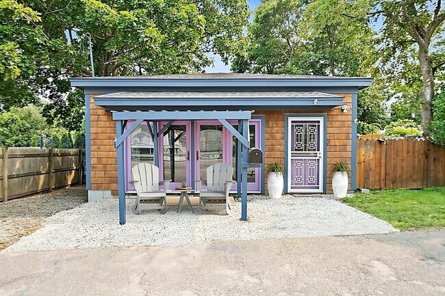 Building Photo - 15 Rockland House Rd