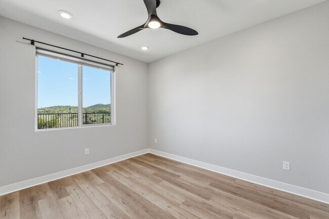 Building Photo - Brand-New 2025 Contemporary Condo | 2 Bed + 2 Bath | Prime North Phoenix Location