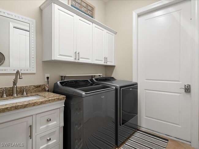 Building Photo - 1534 Vintage Ln