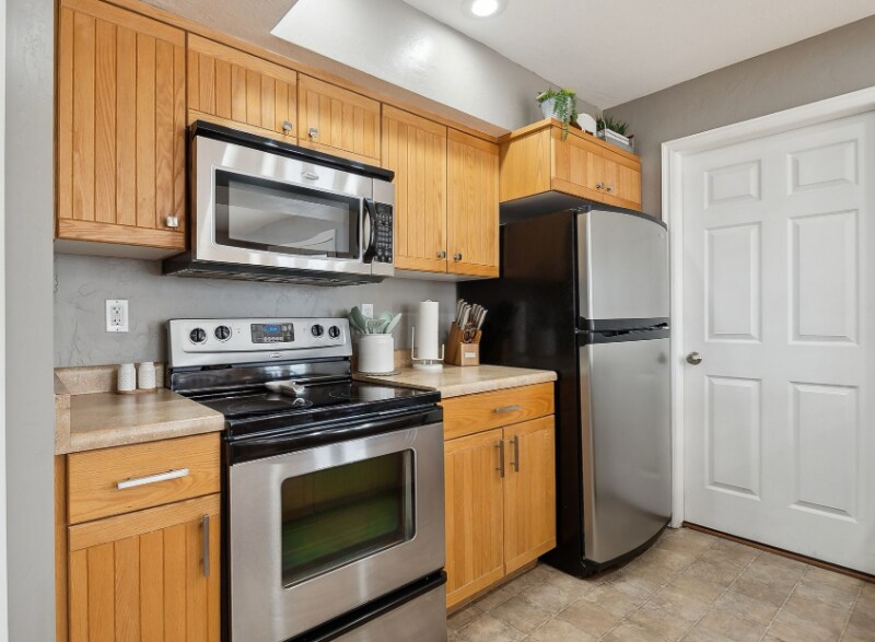 Building Photo - 472 W 330 S