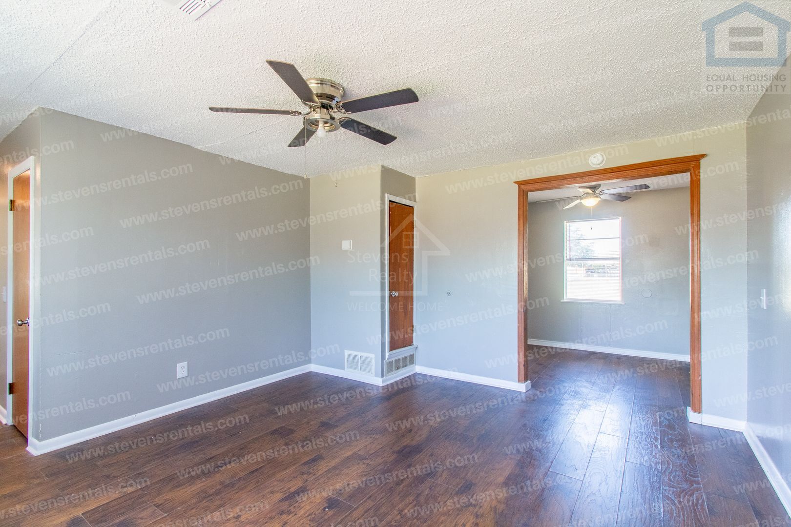 Building Photo - 707 SW 49th St