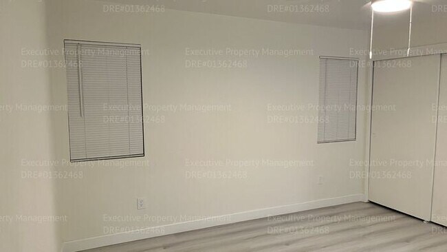 Building Photo - Remodeled 3 bedroom/ 2 bathroom home