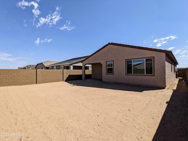 Building Photo - 16846 W Las Palmaritas Dr