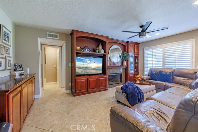 Building Photo - 5540 Green Hollow Ln