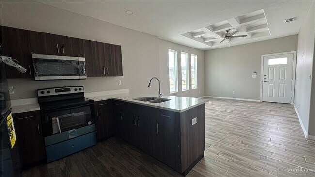 Building Photo - 4116 La Vista Ave