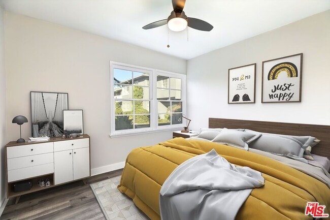 Building Photo - 5022 Clinton St