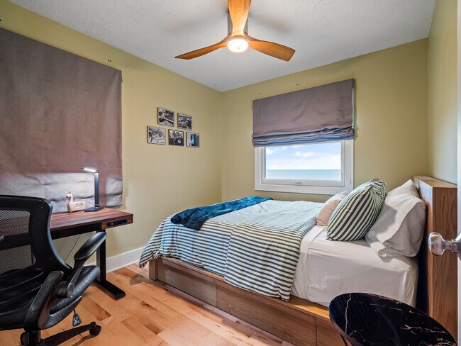 Building Photo - 32414 Lake Rd