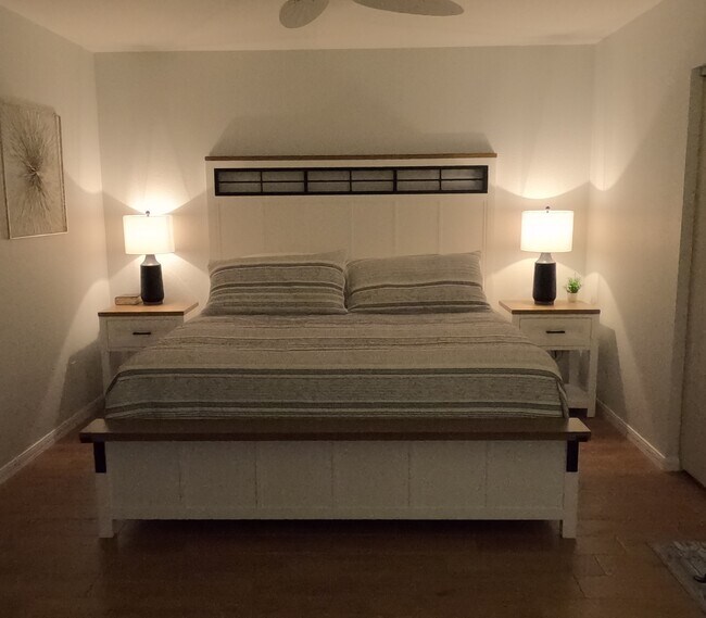 Building Photo - 12174 Terkelsen Ave