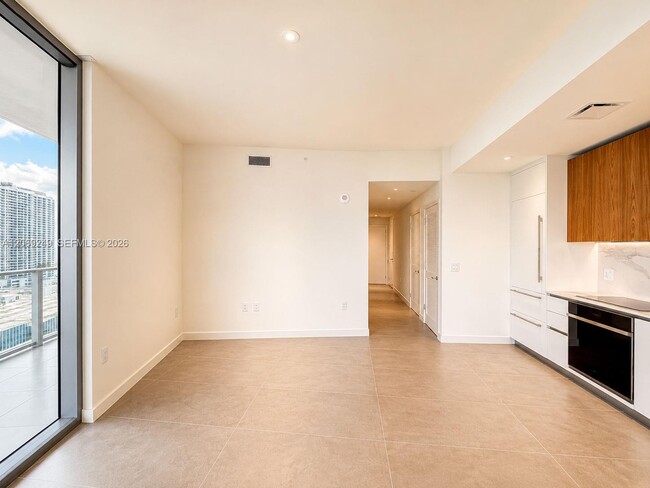 Building Photo - 1400 Biscayne Blvd