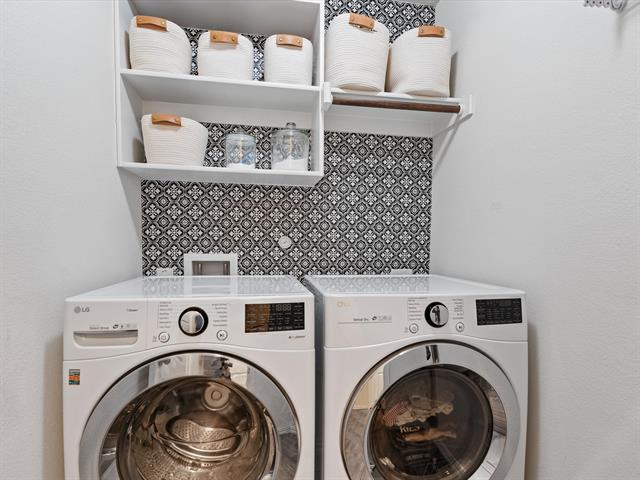 Building Photo - 6202 Halton Dr.