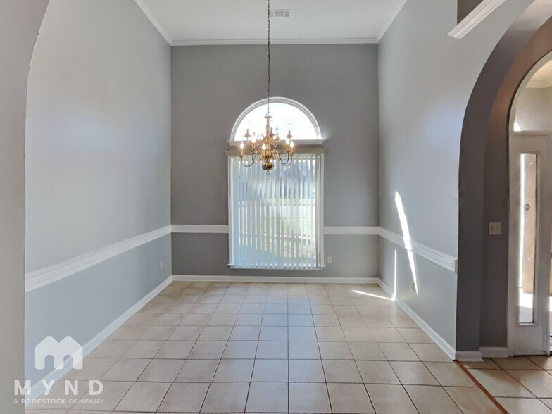 Building Photo - 9368 Brancaster Dr