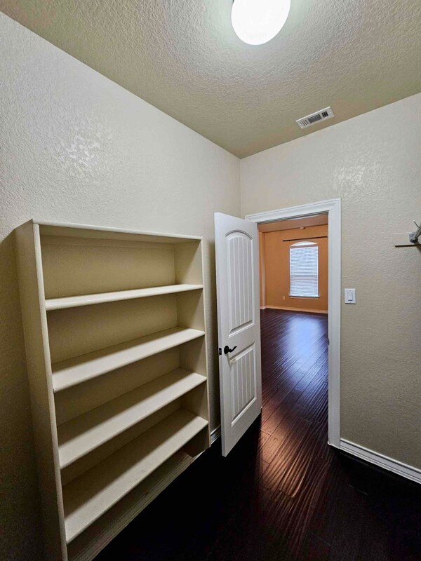 Building Photo - 8727 Kallison Arbor