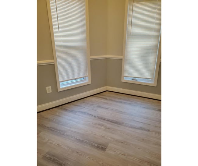 Building Photo - 3247 Magnolia Ave