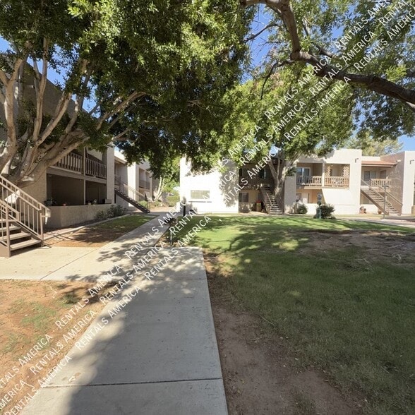 Building Photo - 520 N Stapley Dr