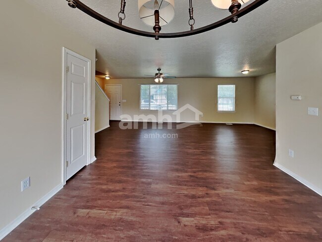 Building Photo - 19817 Alleghenny Way